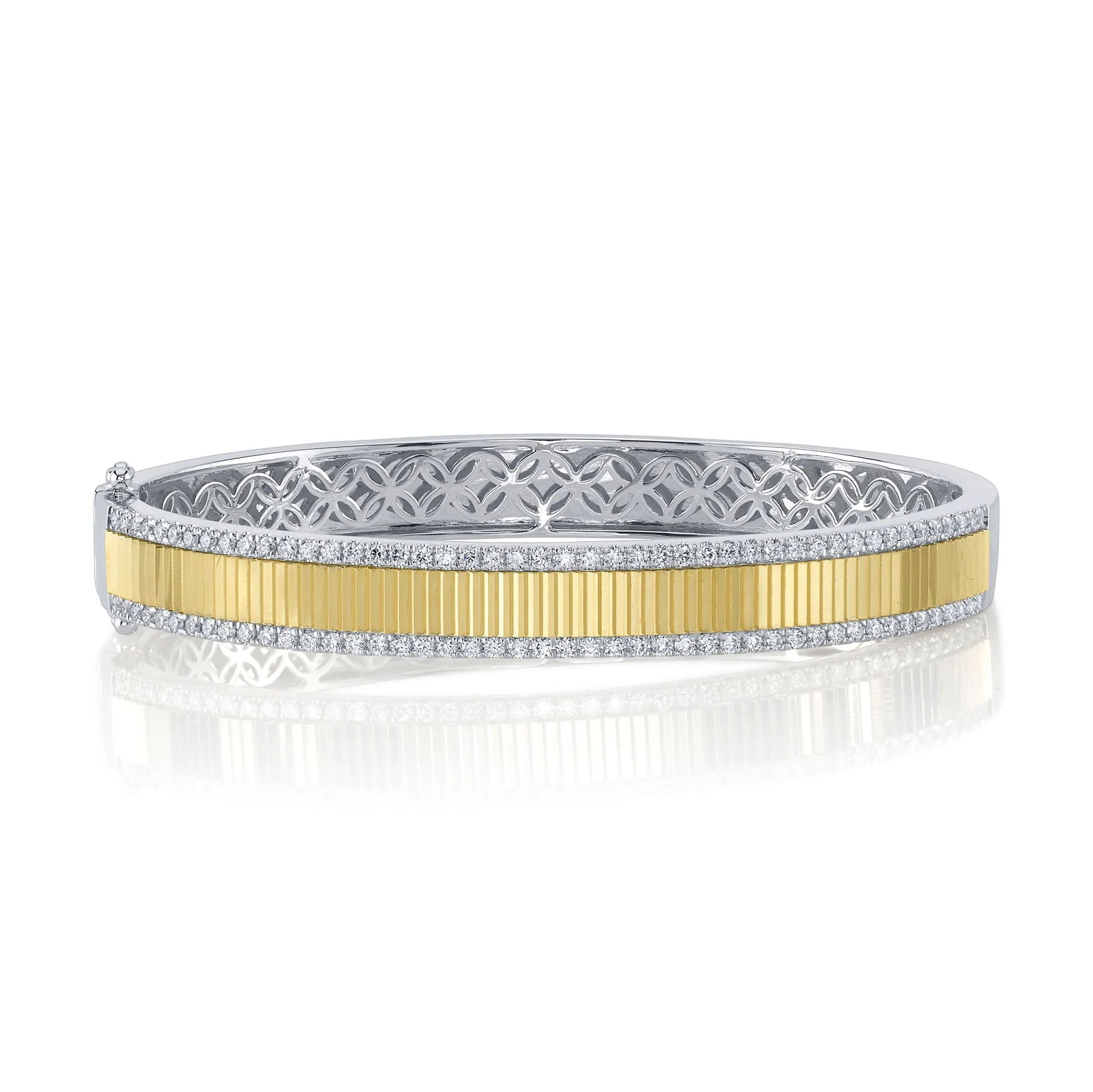 1.06CT 14K2T W/Y DIAMOND BANGLE