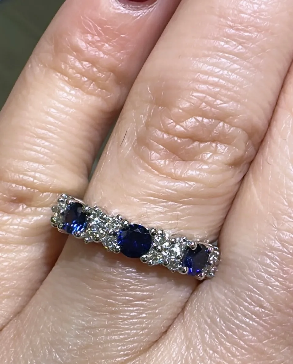 1.07ct tw Blue Sapphire & Diamond Ring