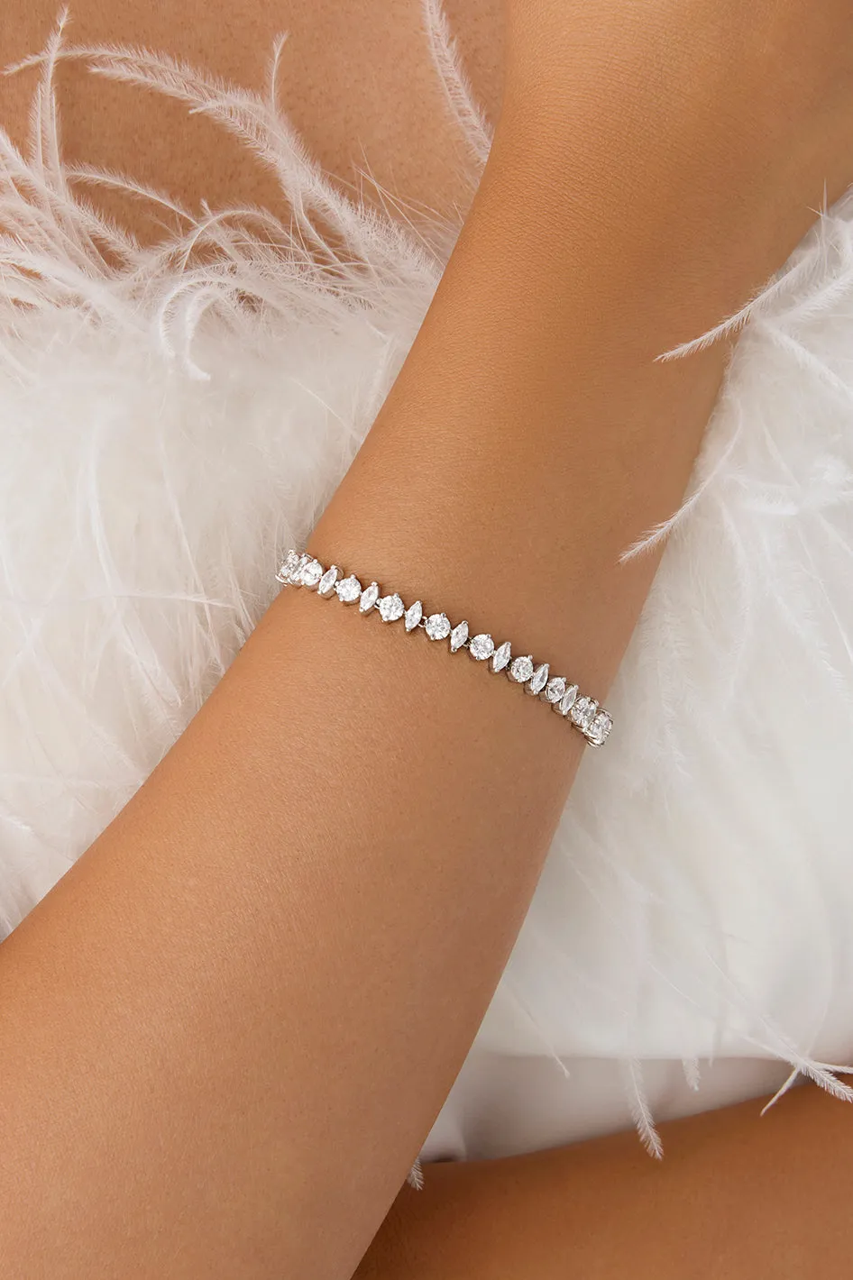 ASTRA Simulated Diamond Bracelet