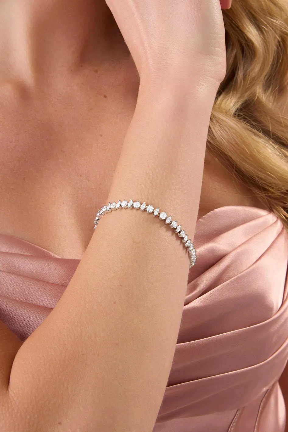 ASTRA Simulated Diamond Bracelet