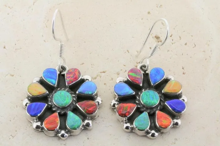 Chandelier earring with opal - circle