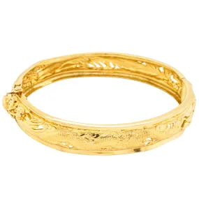 Deja Vu 23ct Yellow Gold Pattern Hinged Bangle