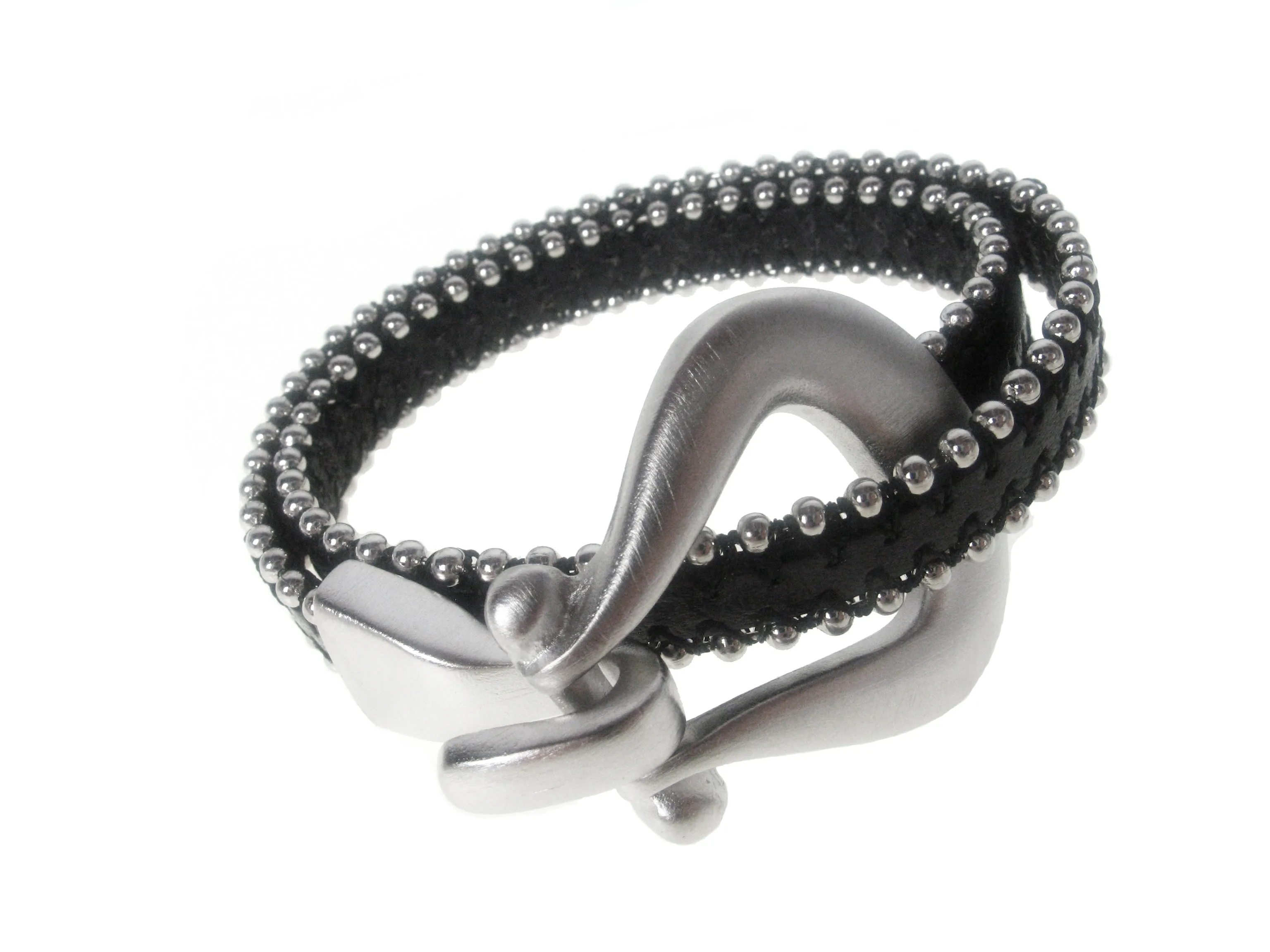 Double Wrap Beaded Leather Bracelet with Horseshoe Clasp