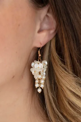 Earrings Bountiful Bouquets - Gold E2329 PEARL