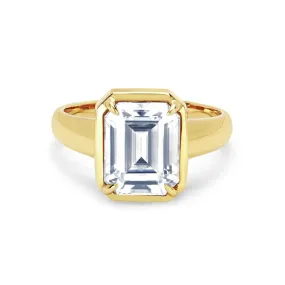 Emerald Cut Diamond Solitaire Setting with Tapered Cloud Fit Band