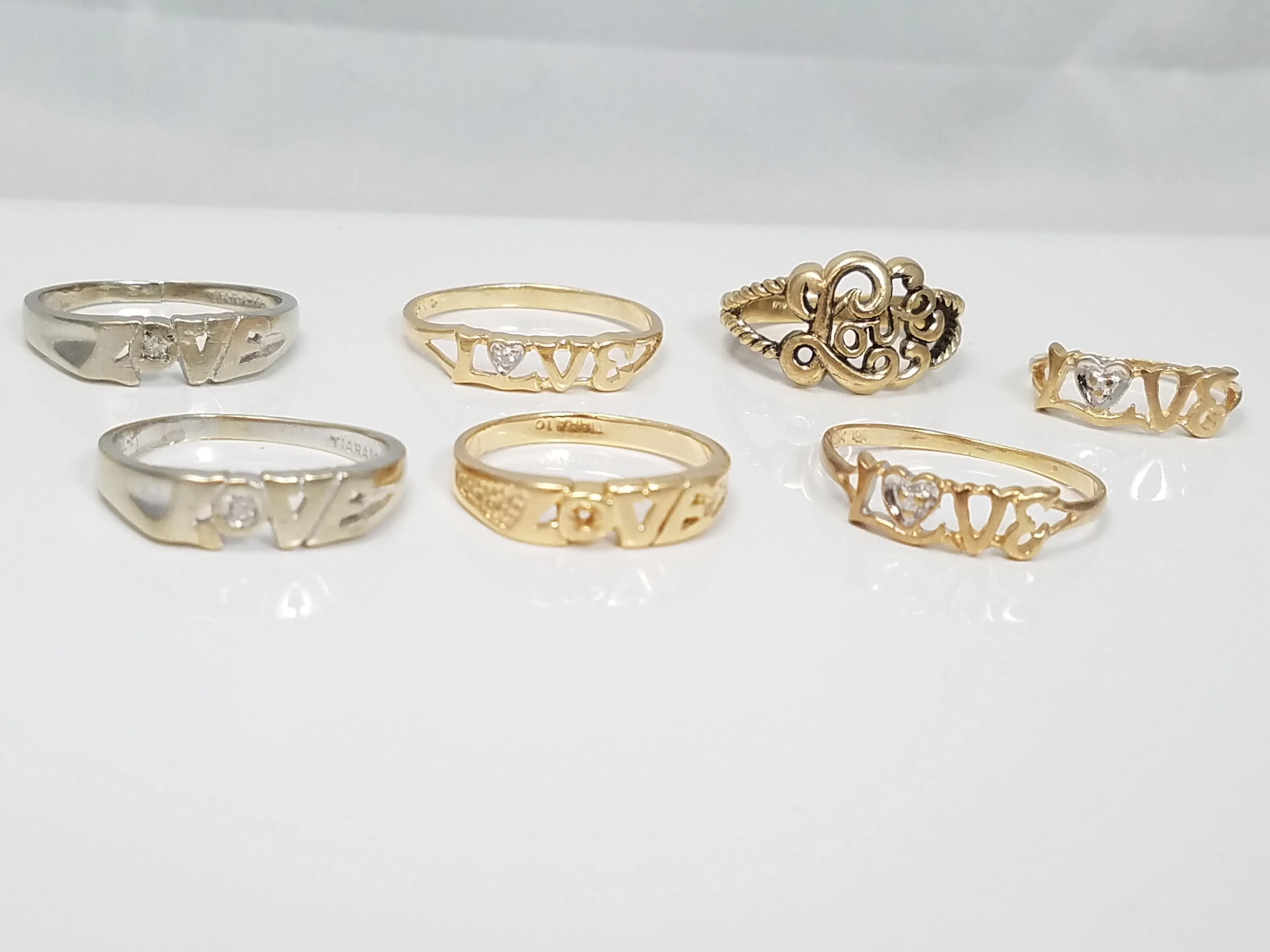 Lot of 7 Vintage 10k Gold "Love" Rings