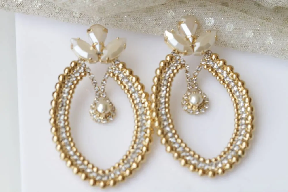 PEARL CHANDELIER EARRINGS