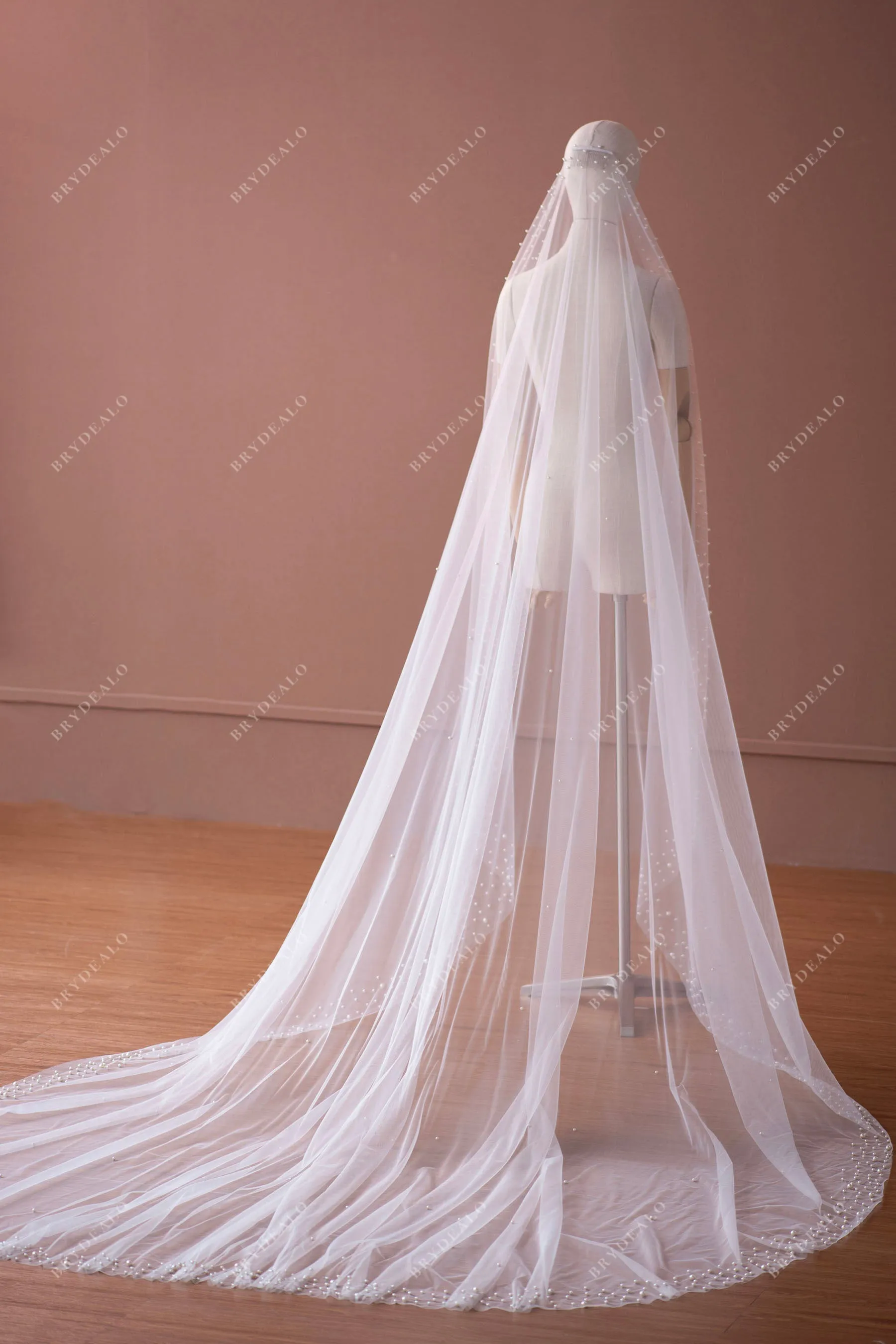 Single Tier Cathedral Pearl Wedding Veil with Comb