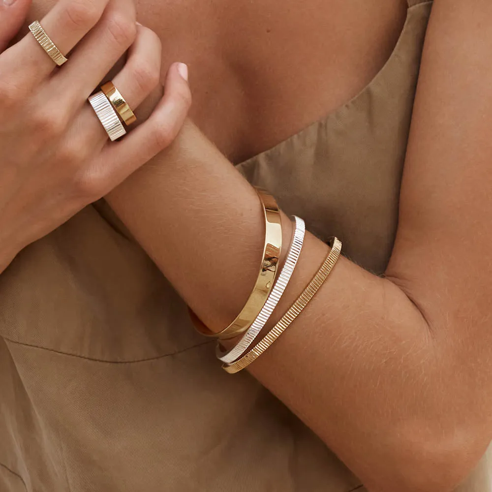 Textured Bangle in Gold