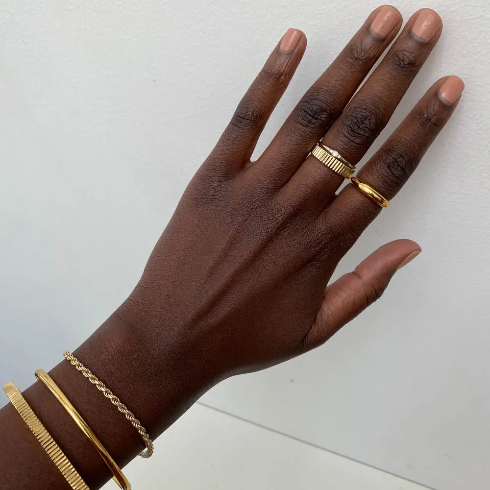 Textured Bangle in Gold