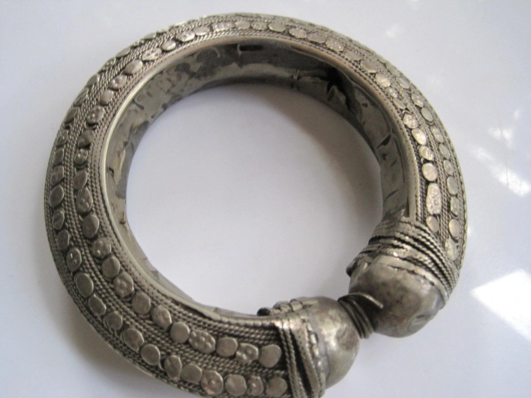 Vintage Bedouin Bracelet or Bangle from Yemen